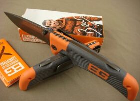 BEAR GRYLLS SCOUT, DROP POINT, FINE EDGE